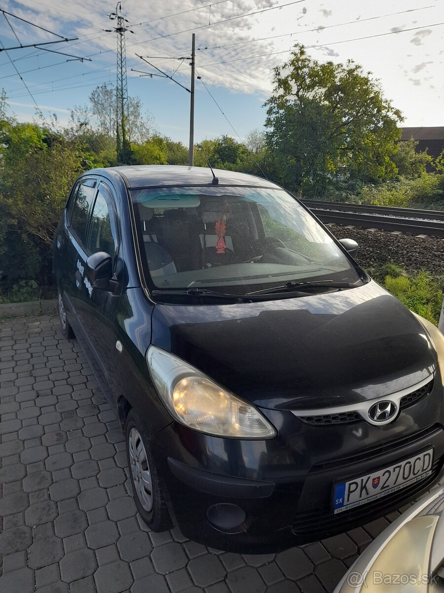 Hyundai i 10 benzín 1.1 - 4
