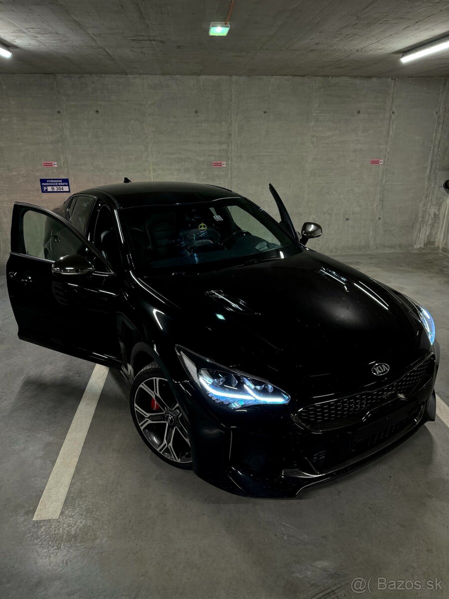 KIA STINGER 3.3 GT 4x4 - 4