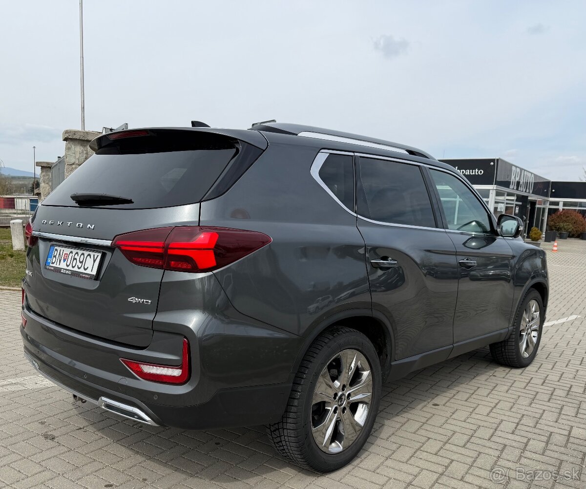 Ssangyong Rexton Premium - 4
