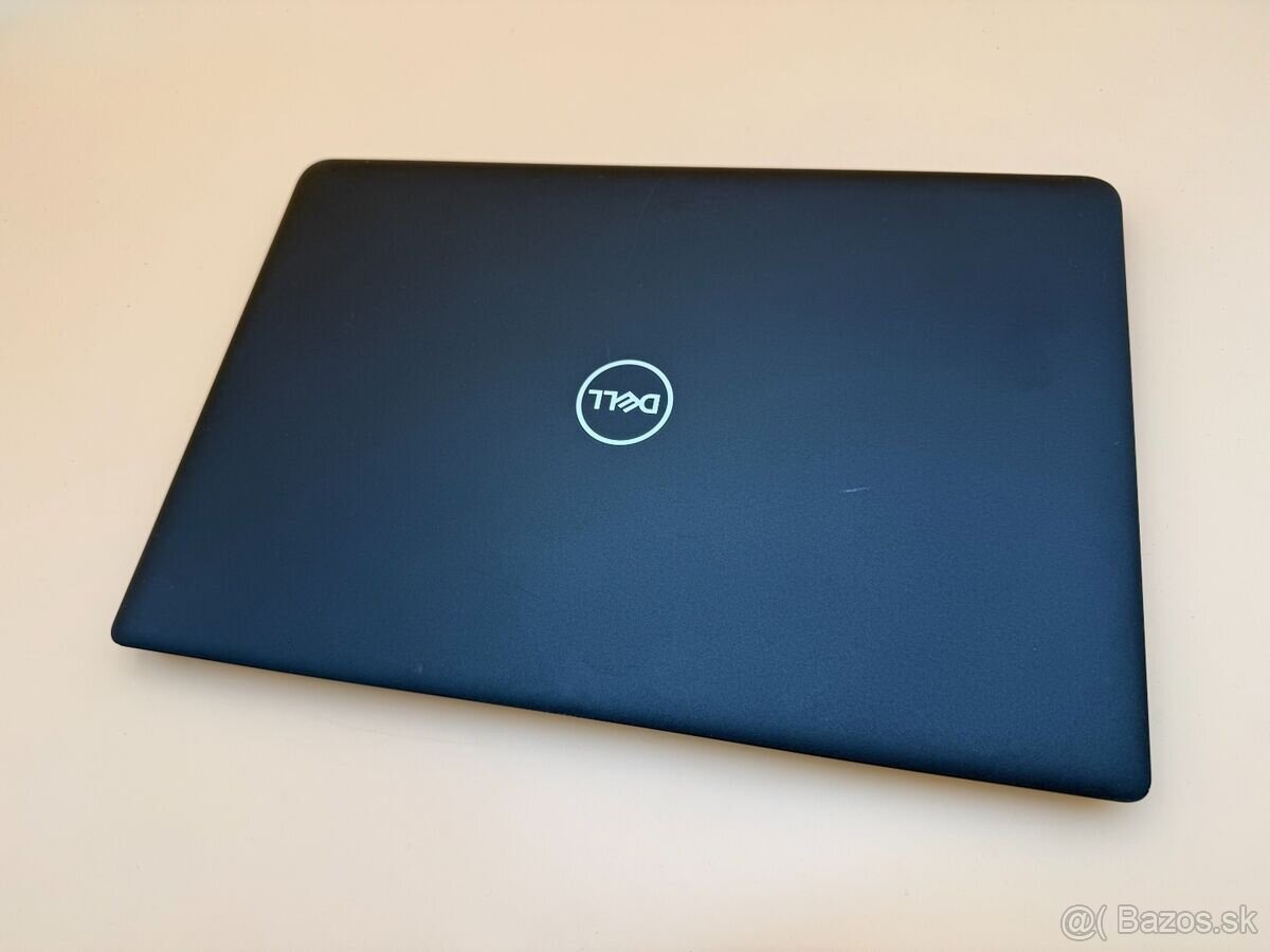 Notebook Dell Vostro 3500 i5-8265U / 8GB RAM / 256GB SSD - 4