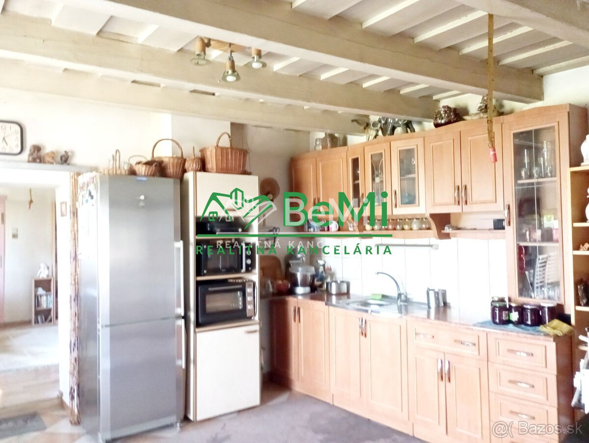 Predaj dvojgeneračného rodinného domu - Tekovské Lužany ( 02 - 4