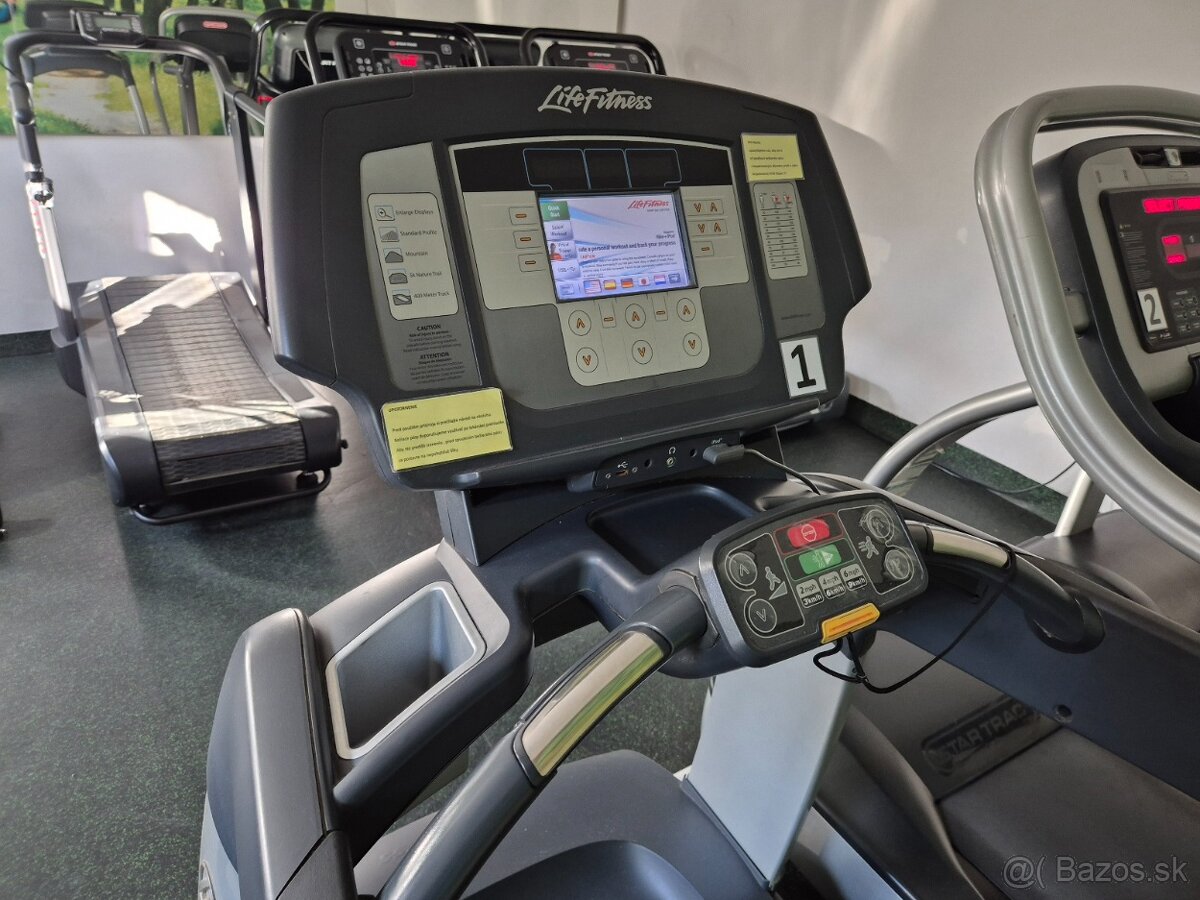 Predam pouzivany profi beziaci pas LifeFitness - 4