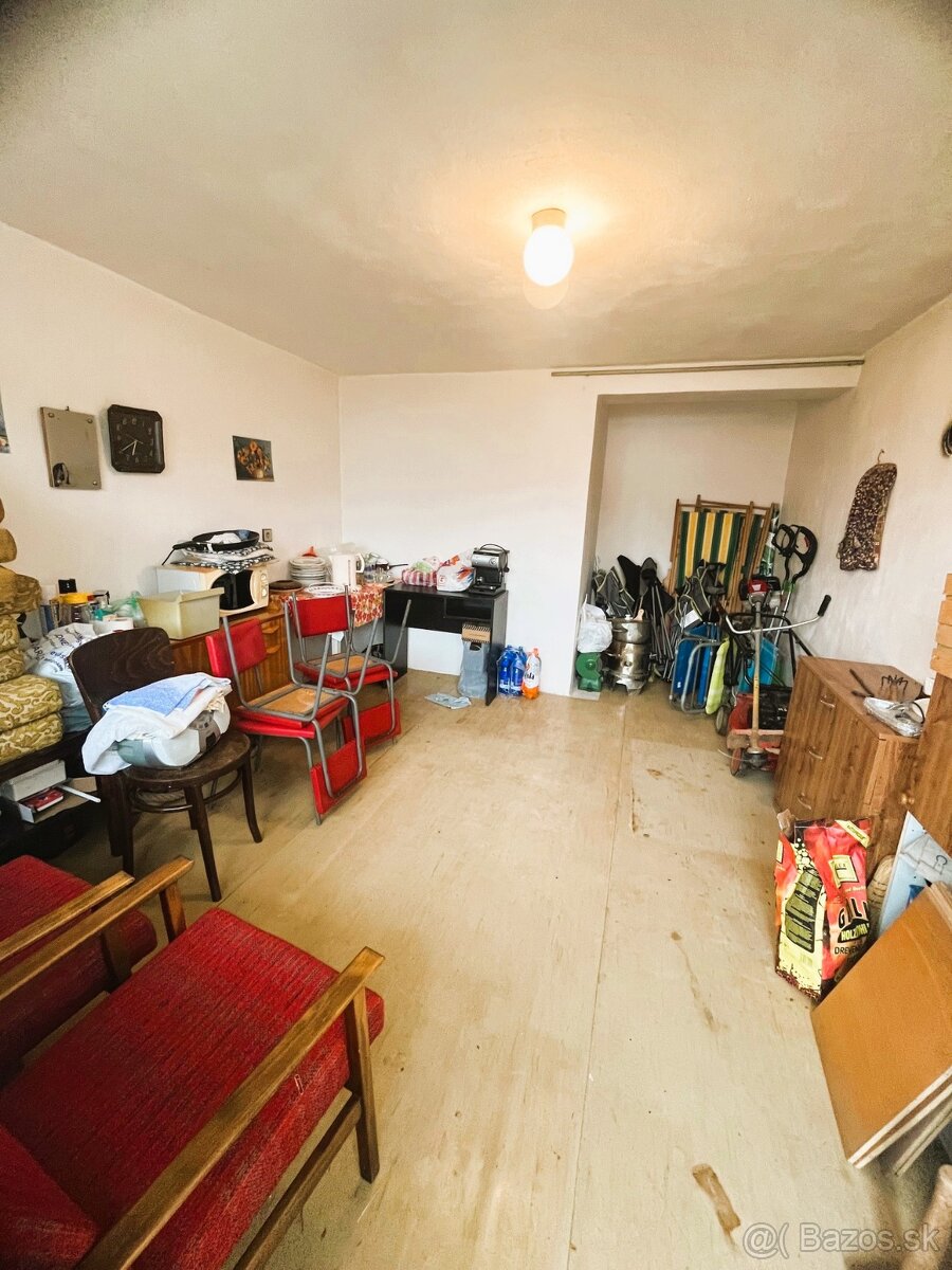 Záhradná chata so slnečným pozemkom top lokalita Levice - 4