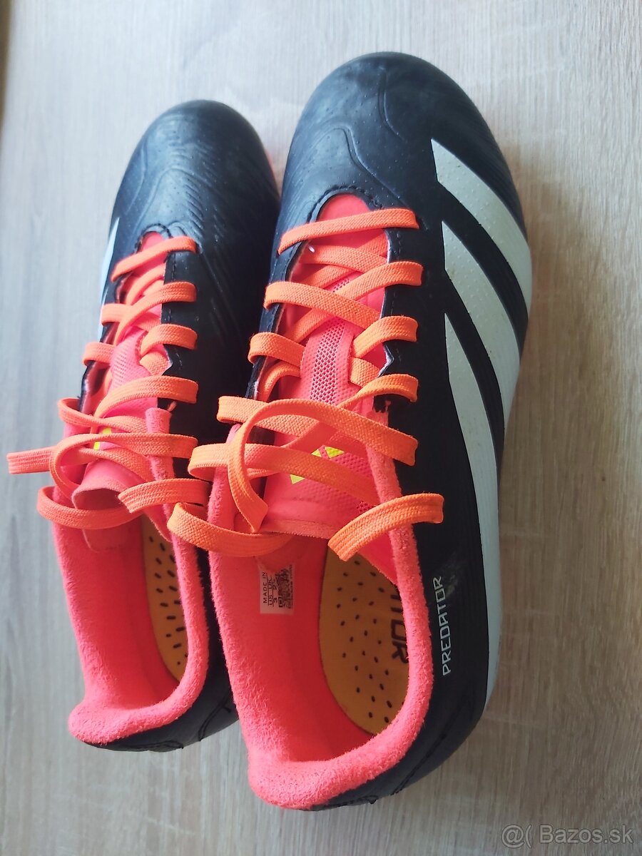 Chlapčenské kopačky Adidas Predator Veľkosť 35 - 4