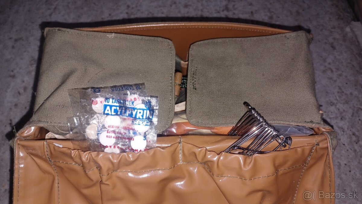 Vojenská lekárnička - 4