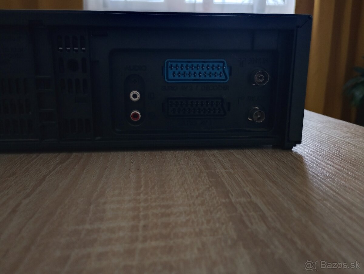 Videorekordér HI-FI stereo Daewoo T-767K - 4