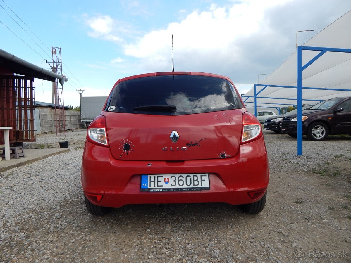 Renault Clio 1.2 Authentique - 4