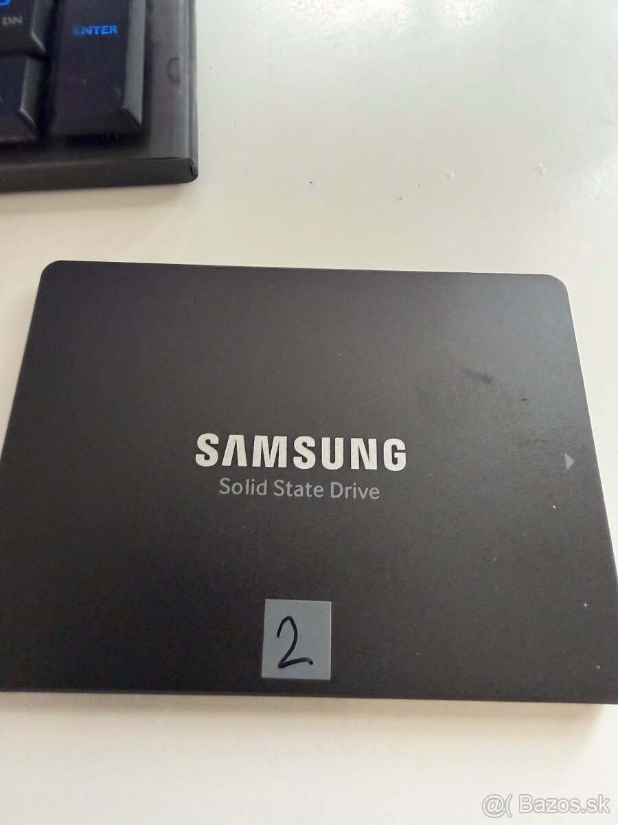 Samsung SSD 870EVO 1TB 2,5” - 4