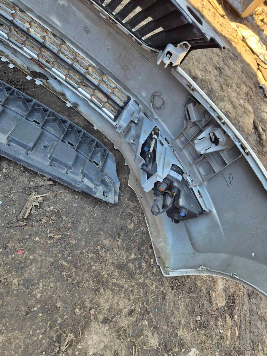 Predny naraznik Škoda Rapid - 4