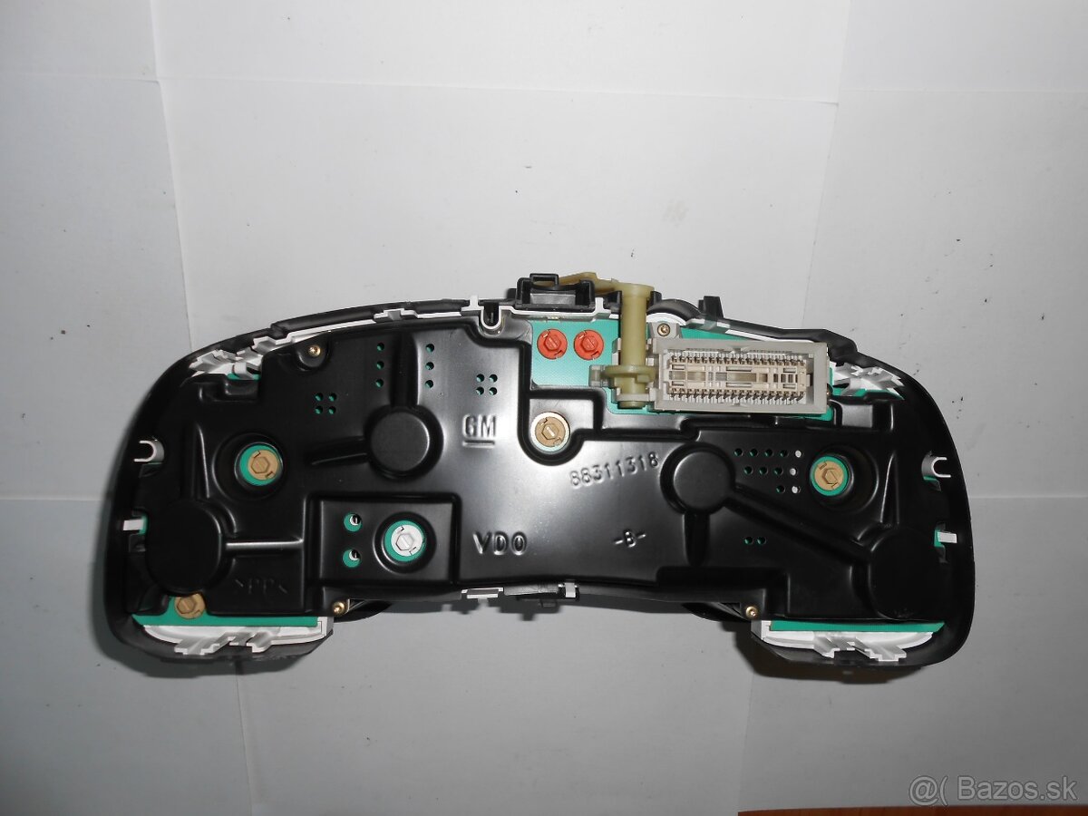 Biele budiky Opel Zafira A - 4