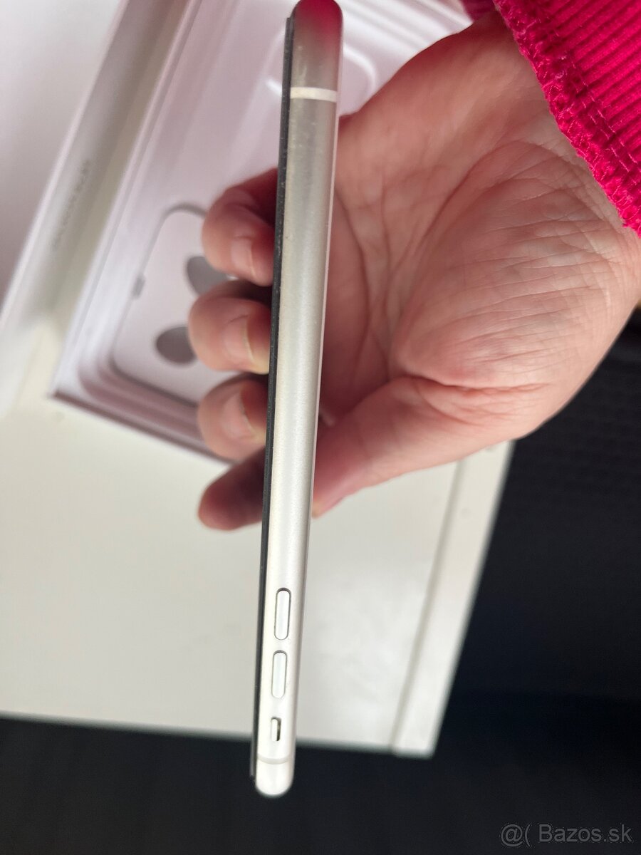 Apple Iphone 11 64 GB - 4