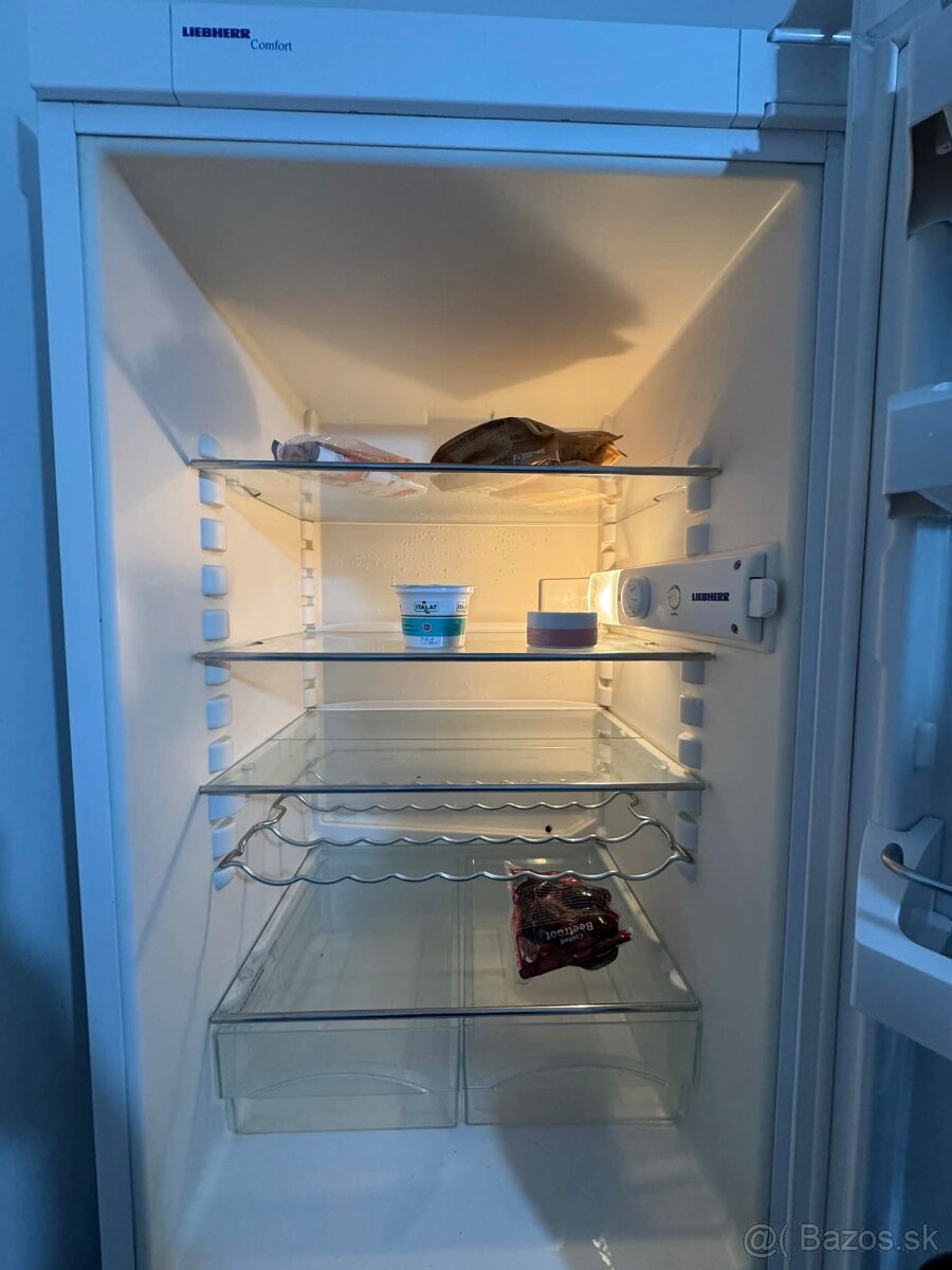 Chladnička s mrazničkou - 4