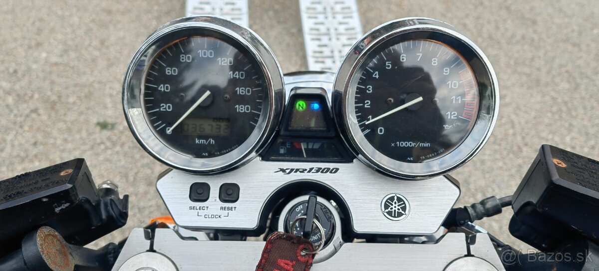 Yamaha xjr 1300 - 4