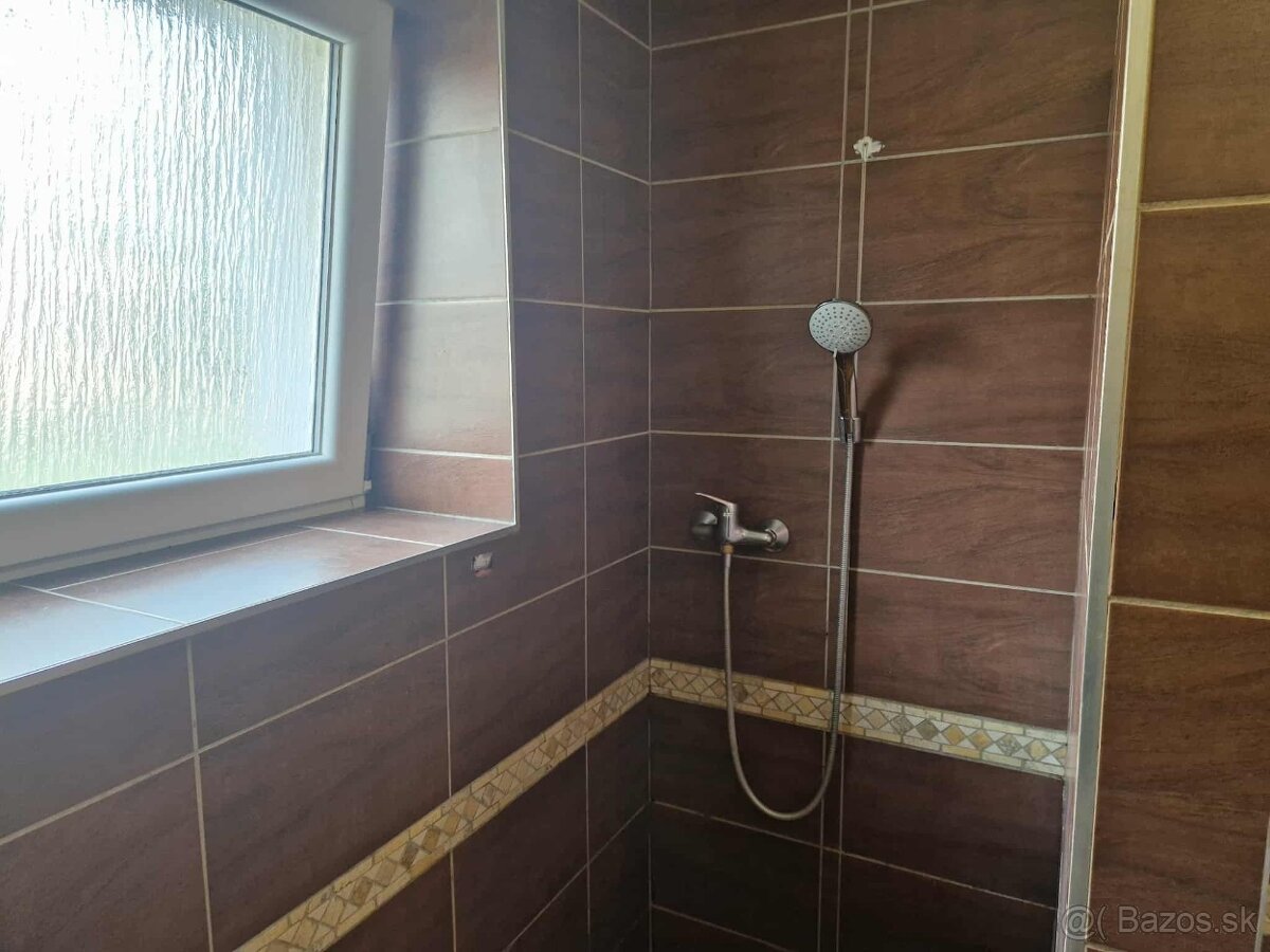 Na predaj 2 izbový byt v meste Žiar nad Hronom - 4