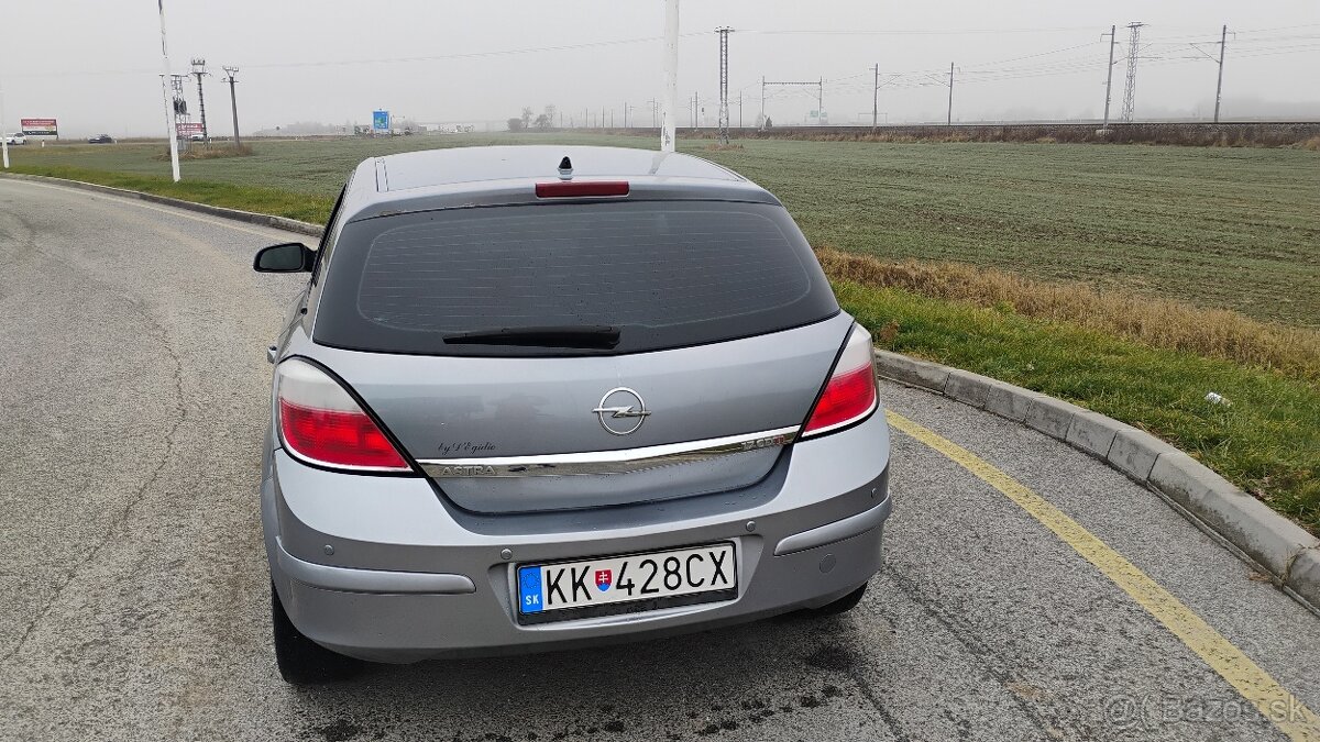 Opel Astra - 4