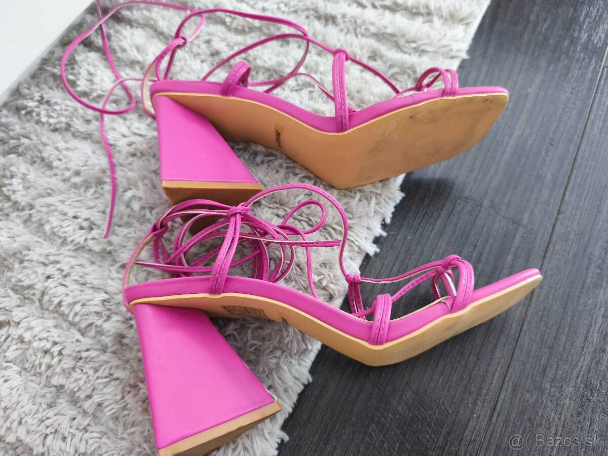 Dámske sandálky 40 - 4