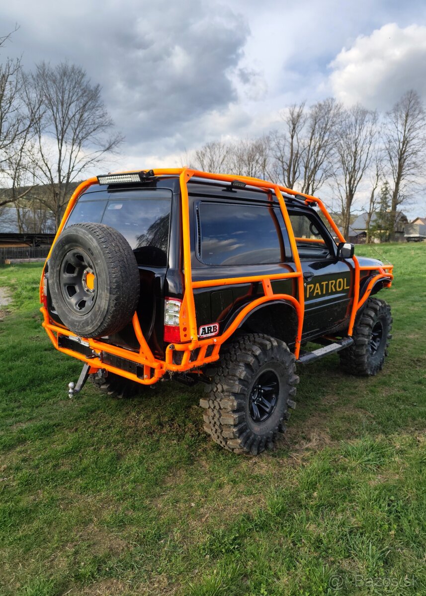 Nissan patrol y61