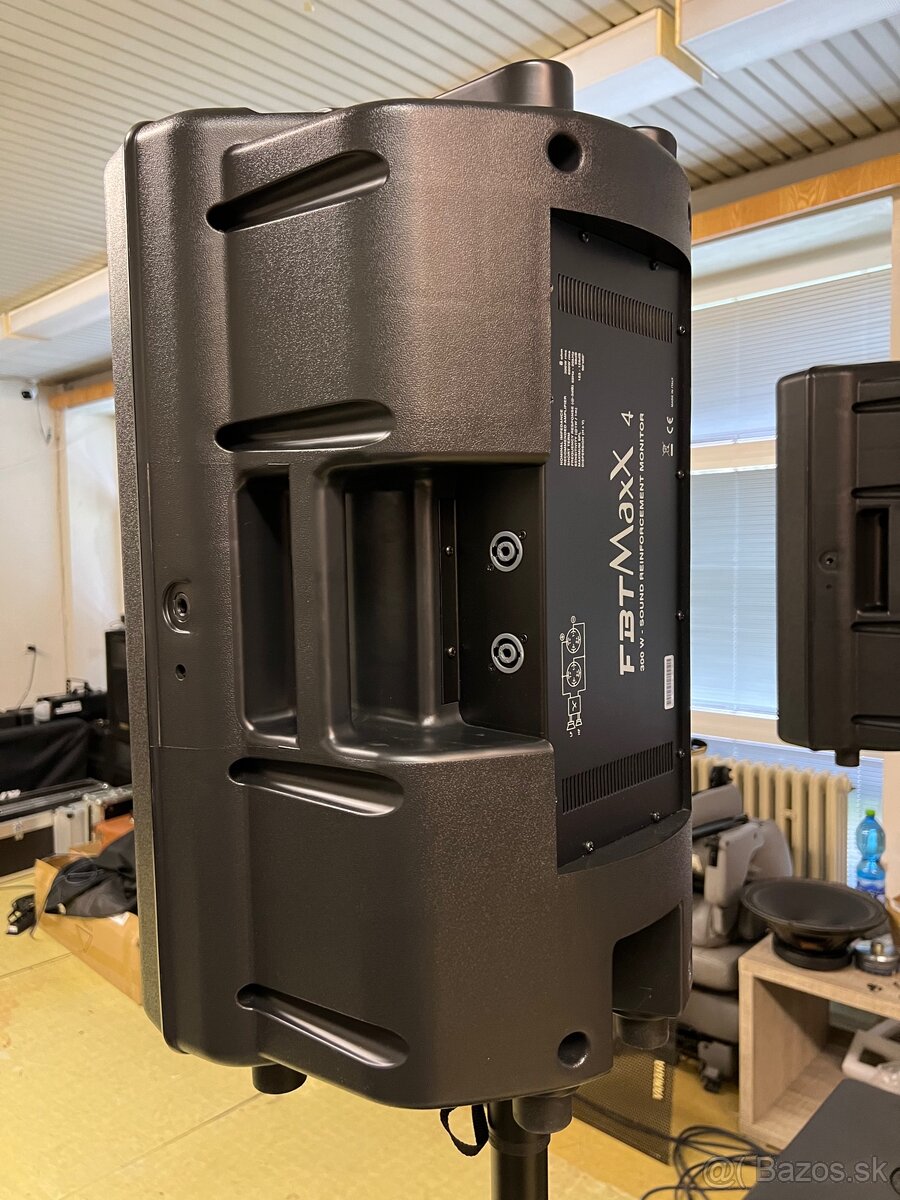 12" FBT MaxX4 s poťahmi FBT 300/600W - 4