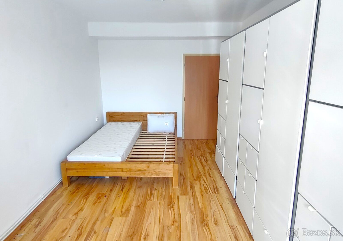 Zaujímavý TEHLOVÝ 2 i. Pohradová (Ďumbierska), OV, LO, 2p - 4