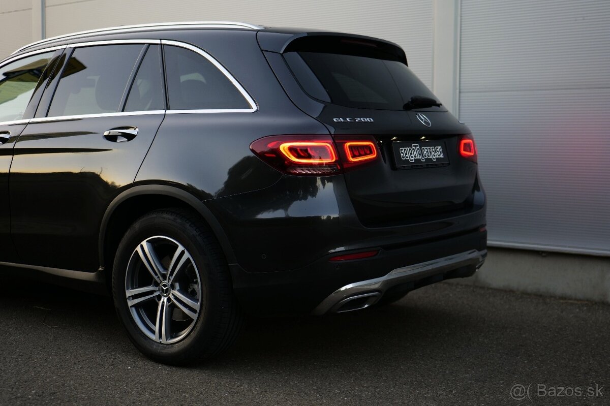 Mercedes GLC 200 SPORT benzin 4matic pano burmester multibea - 4