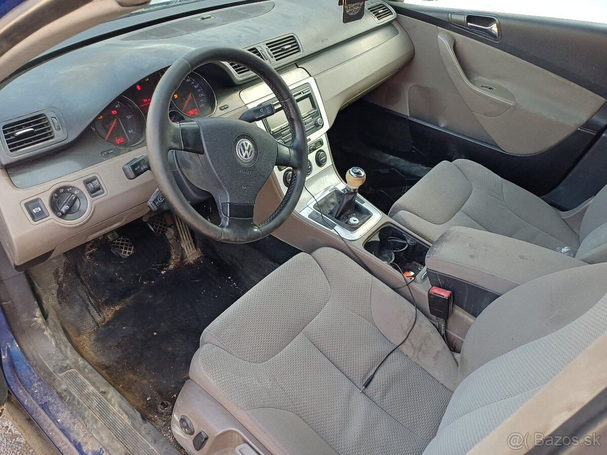 Rozpredám Volkswagen Passat B6 2.0tdi - 4