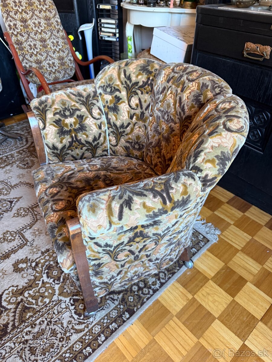 STAROZITNY NABYTOK - 4