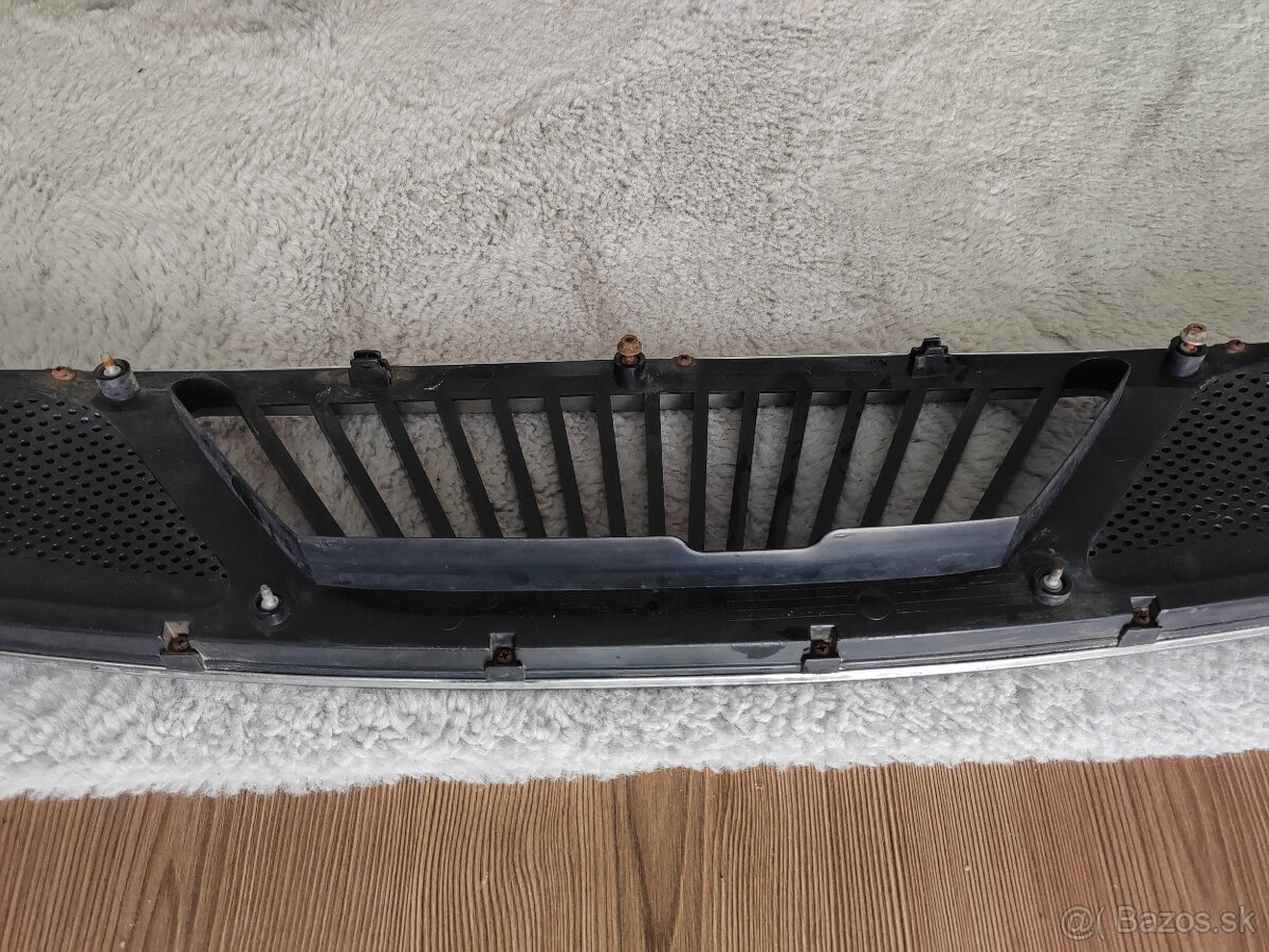 Daewoo Nubira predná maska - 4