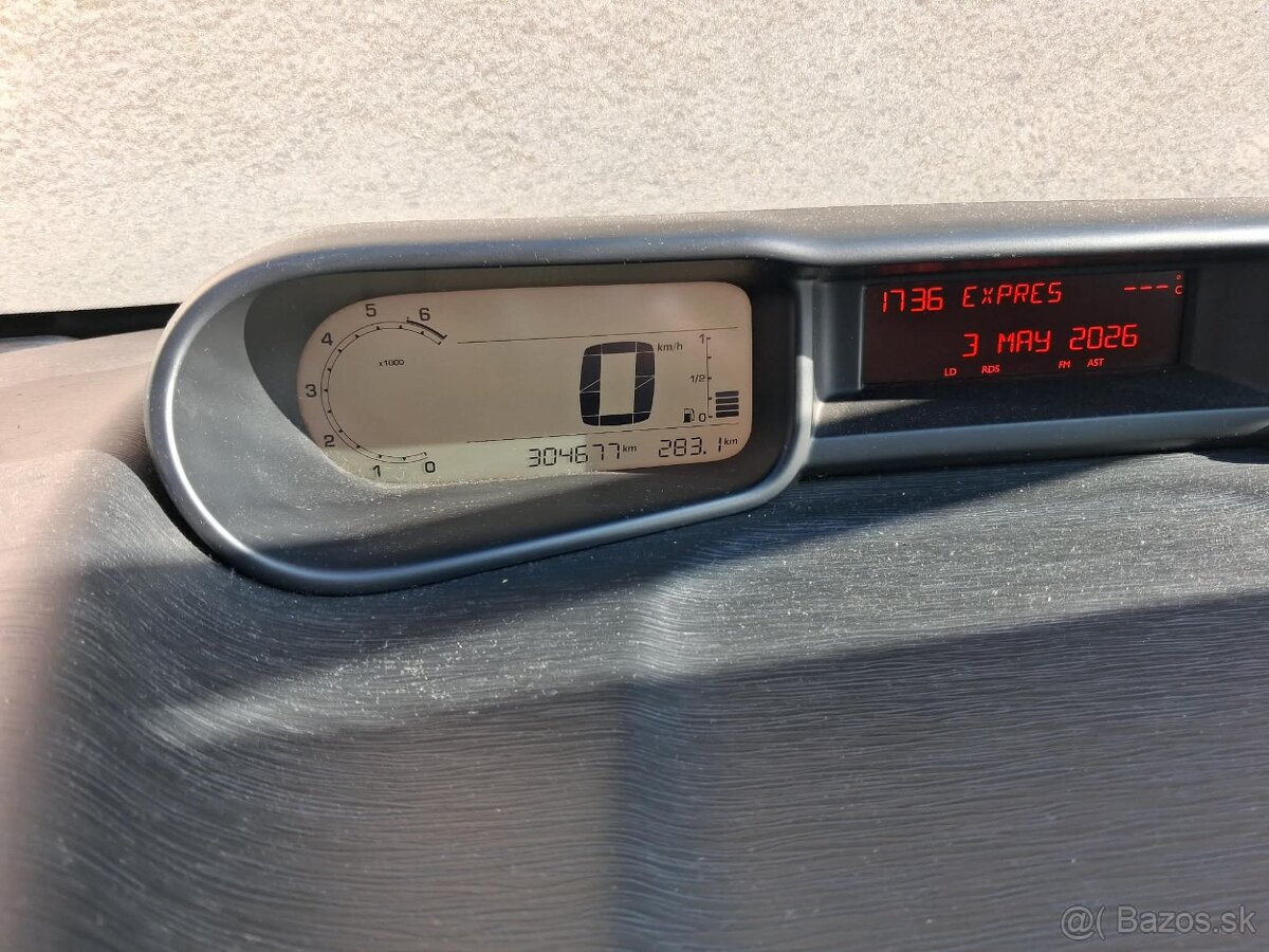 Citroen C3 Picasso 1.4 - 4