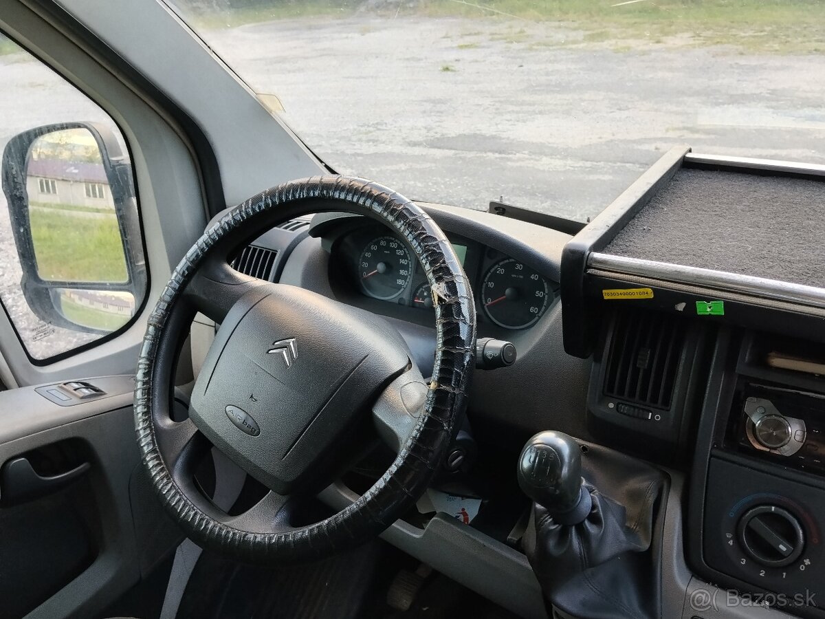 predám dve dodávky Citroen Jumper 2,2 - 4