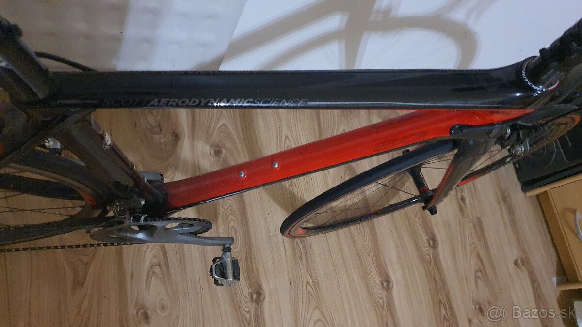 Karbónový cestný bicykel Scott Foil 20 - 4