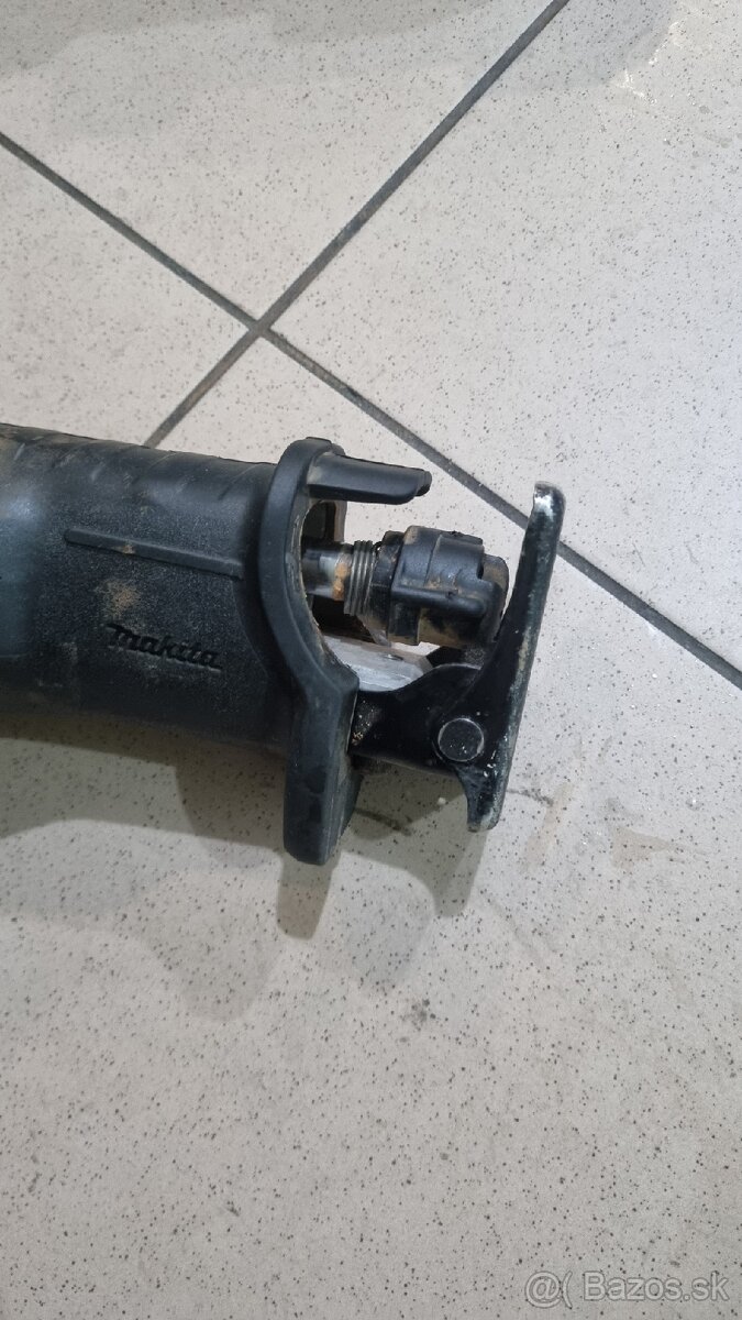 Chvostová píla Makita JR3051T - 4