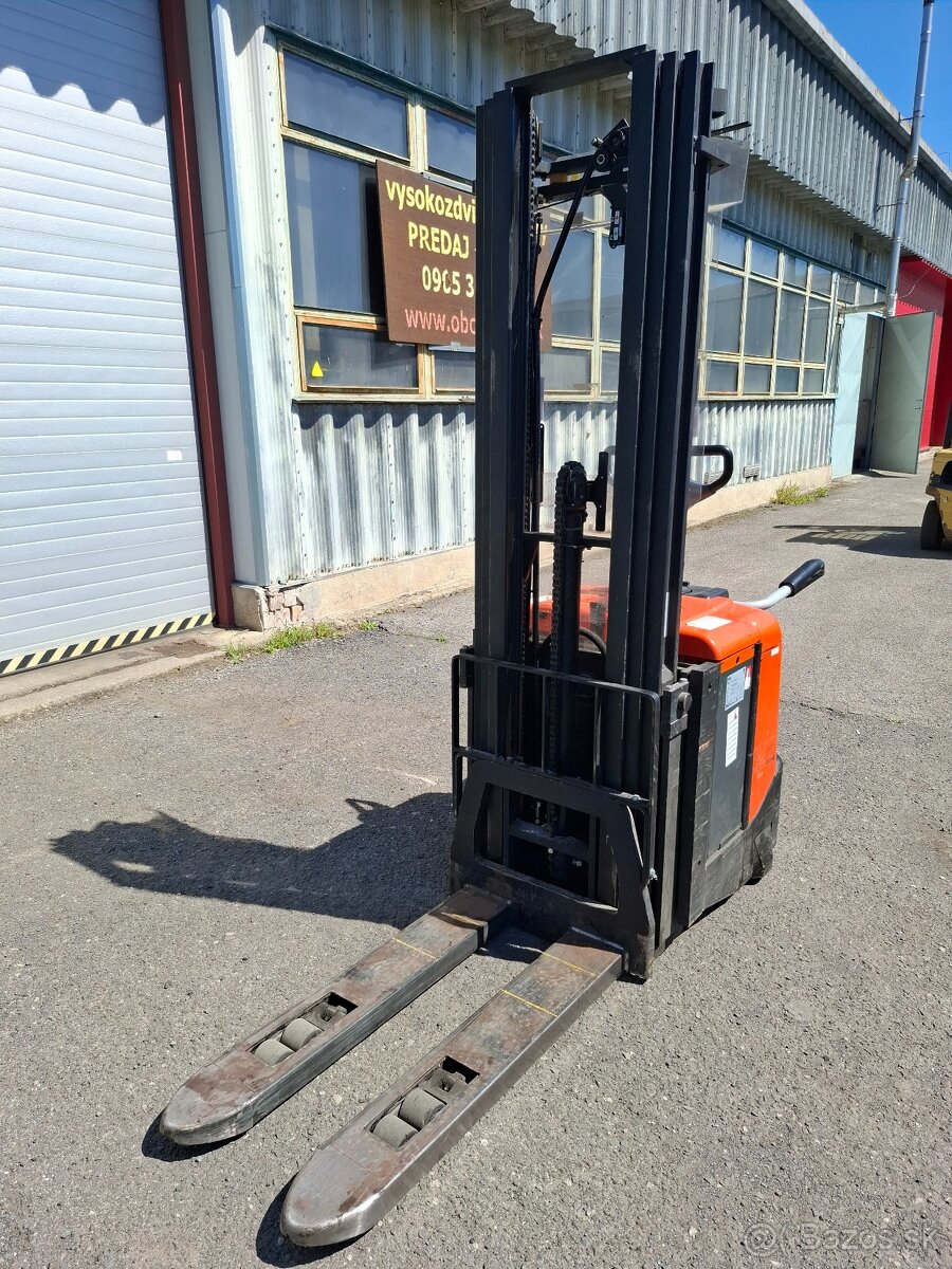 el. vysokozdvižný vozík BT SPE125L zdvih 5,4 m ,plošina - 4