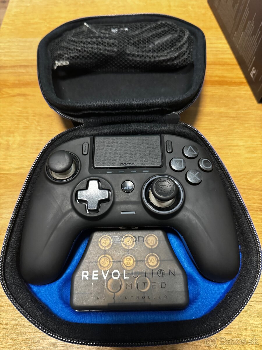 Nacon Revolution Unlimited - 4