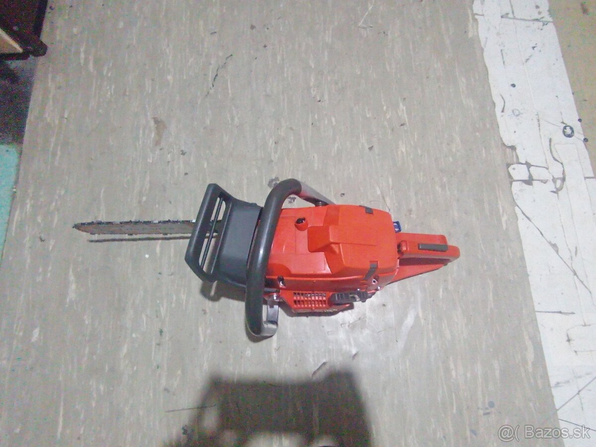 Predám Husqvarna 365 x-torq - 4