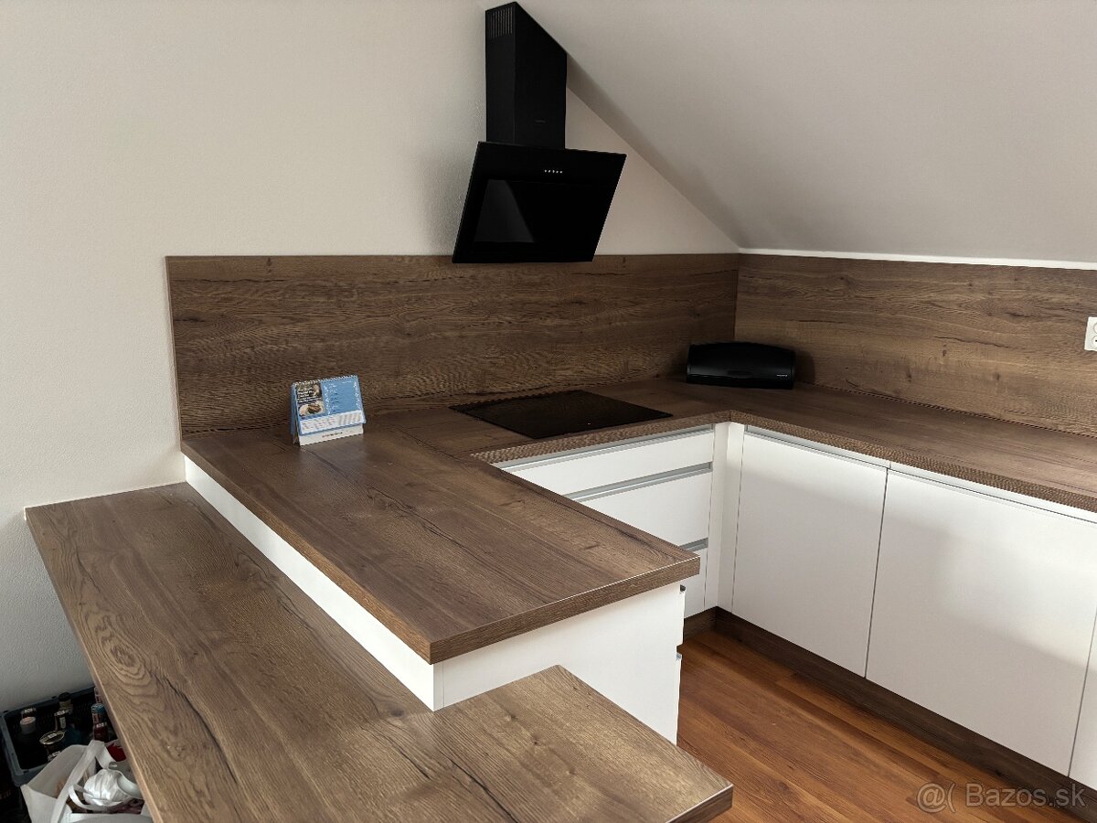 Kuchynská linka - 4