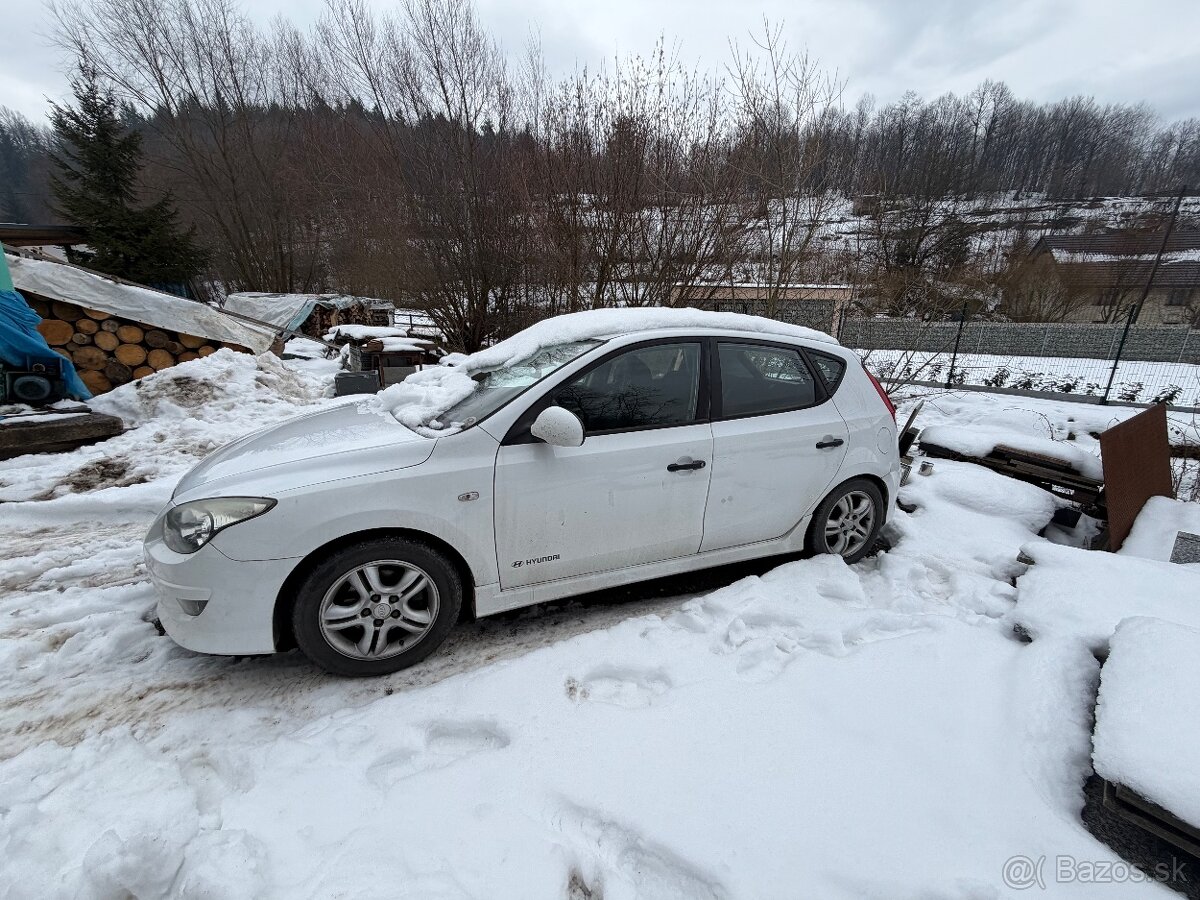 Predám Hyundai I30 - 4