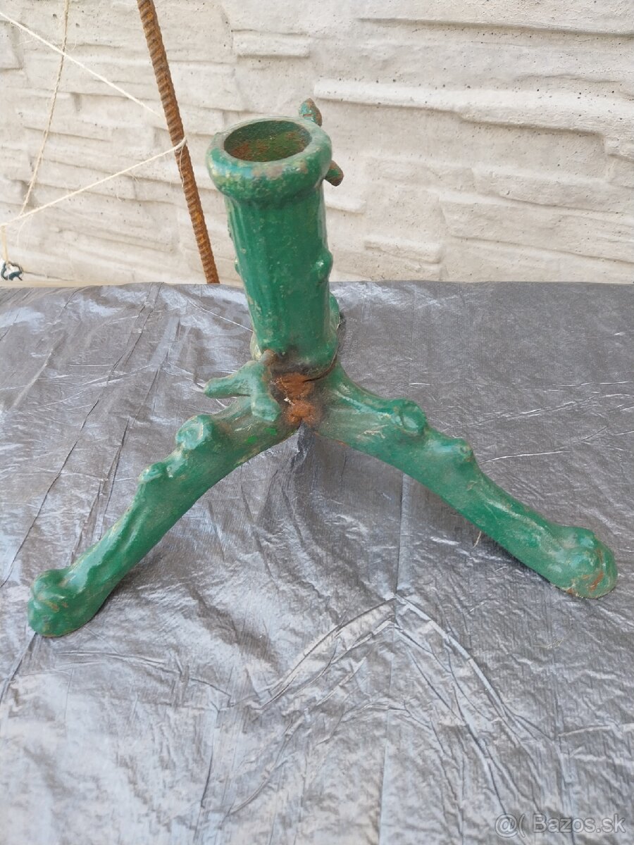 Stojan na vianočný stromček 10€ - 4