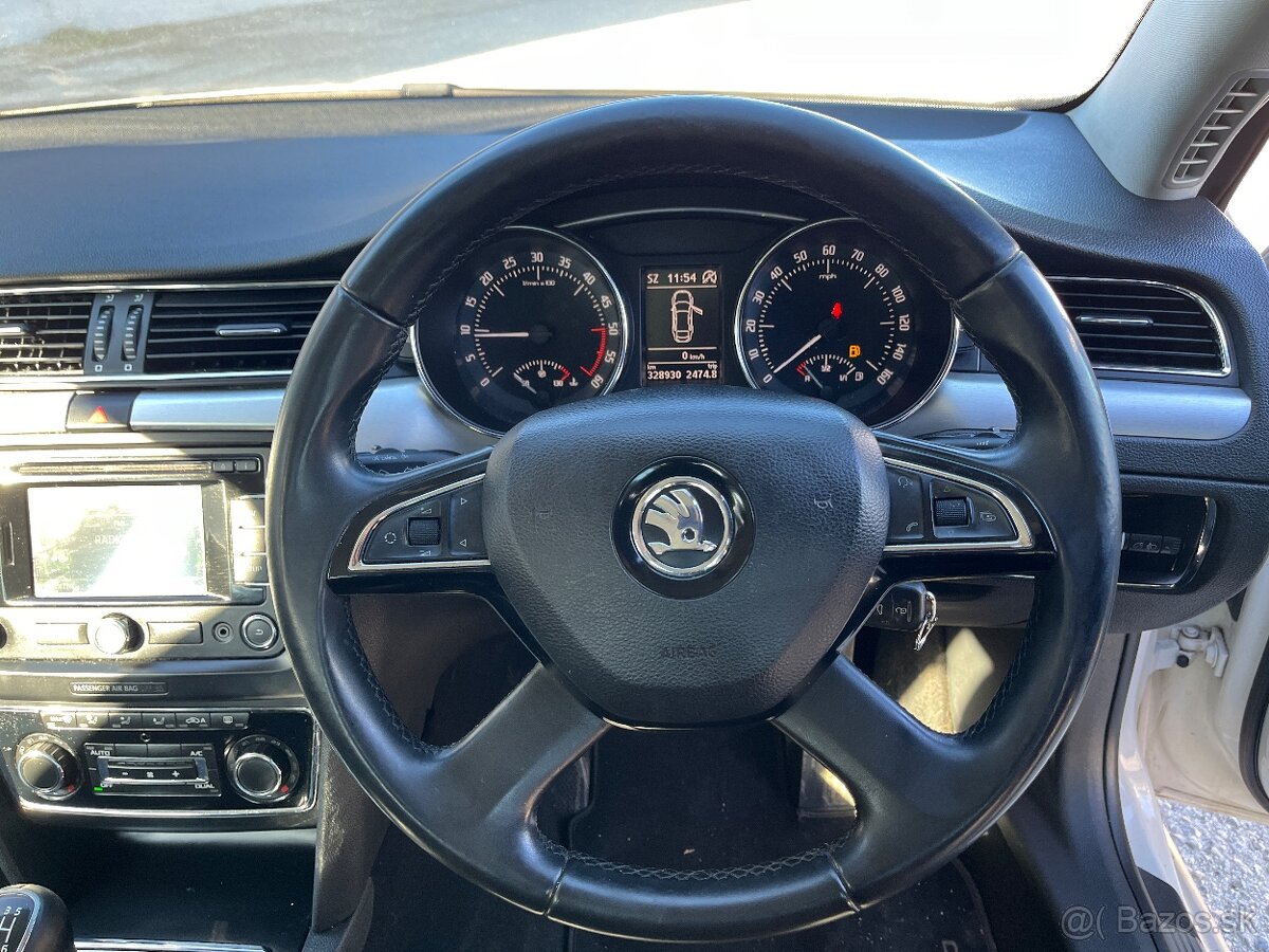 Rozpredám Superb II 2.0 TDI M6 - 4