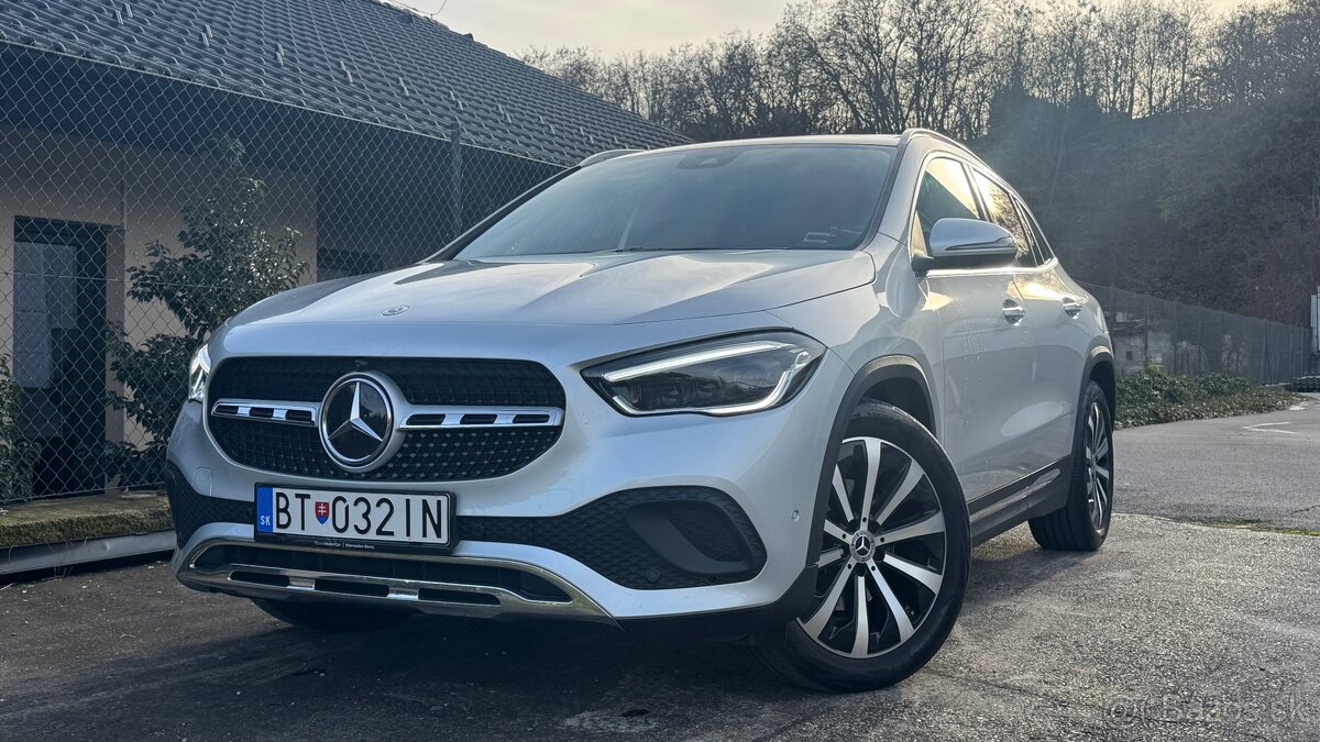 Mercedes GLA 200d 4MATIC Dph Záruka Veľká výbava - 4