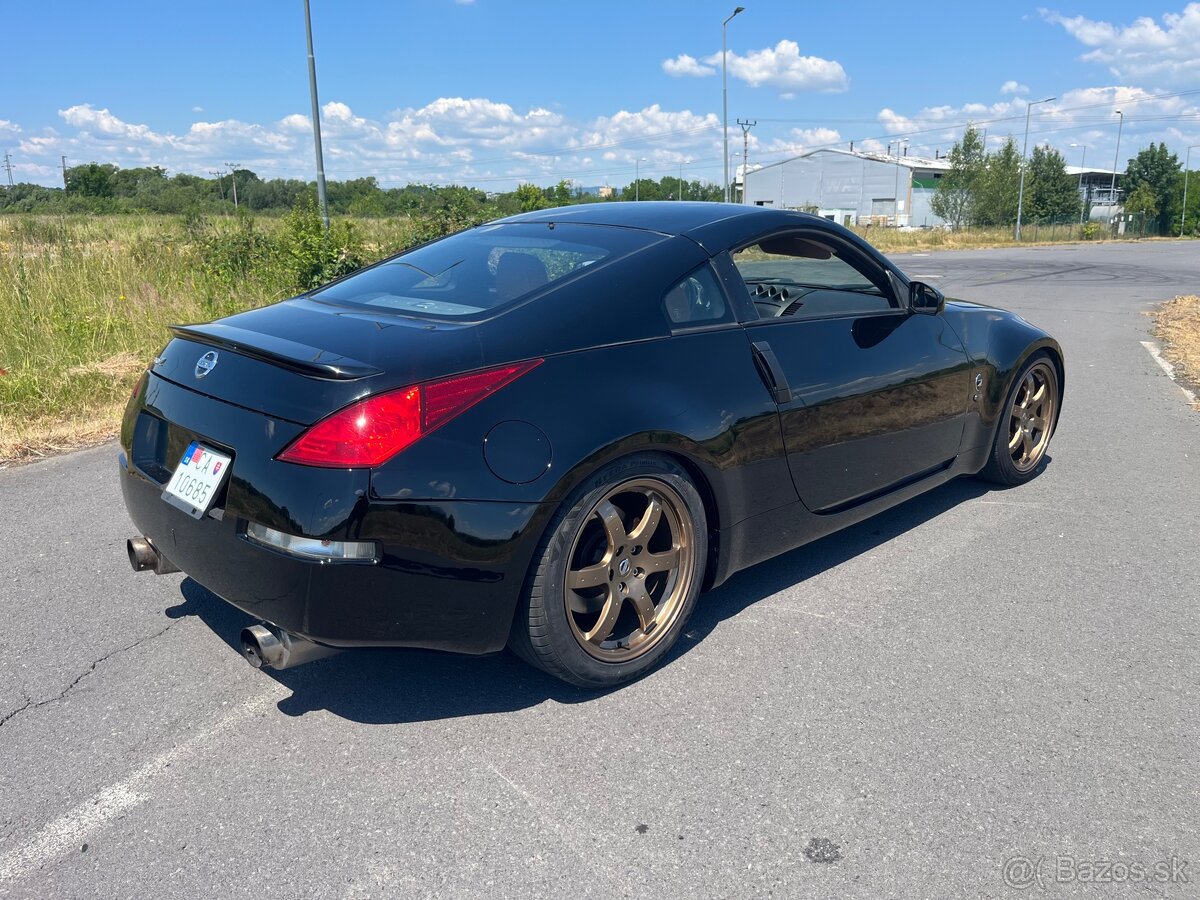 Nissan 350Z - 4
