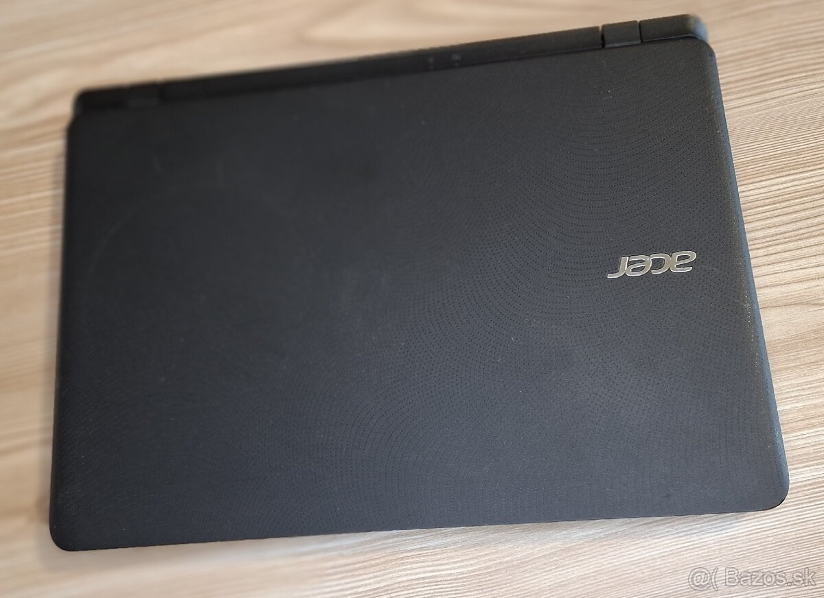 Acer Aspire ES1 - 132 - 4