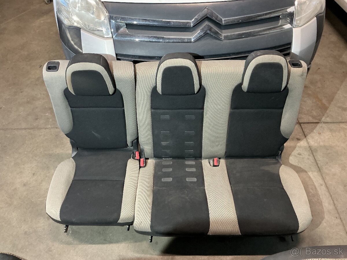 Citroen Berlingo - sada sedadel. 1000Kč - 4