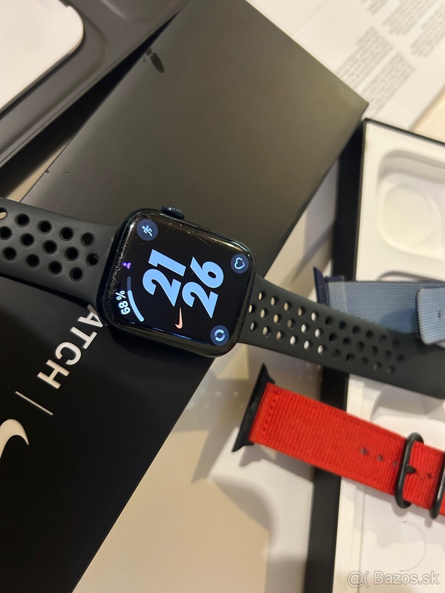 Apple watch 7 Nike - 4