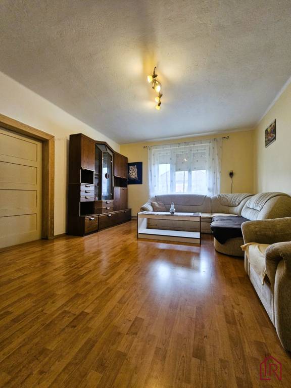 Predaj rodinného domu, Medzev, Košice - okolie pozemok 938 m - 4