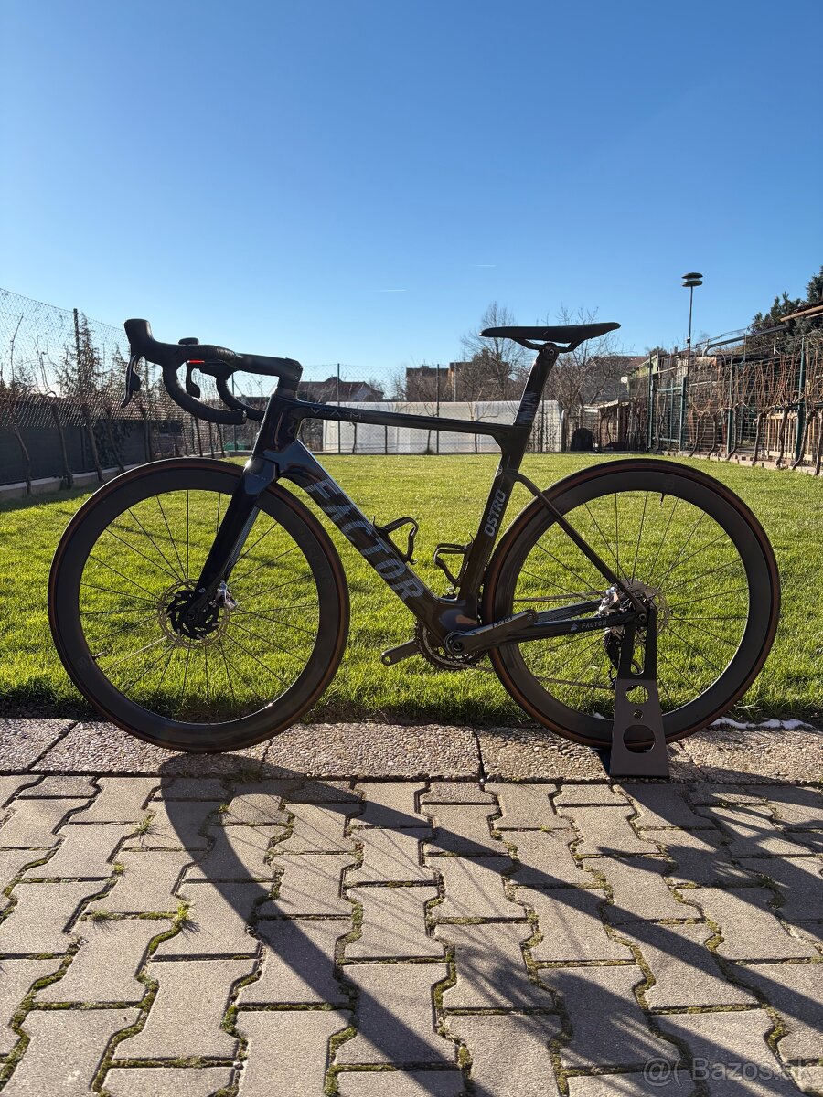 Factor Ostro VAM top stav, top vybava - 4