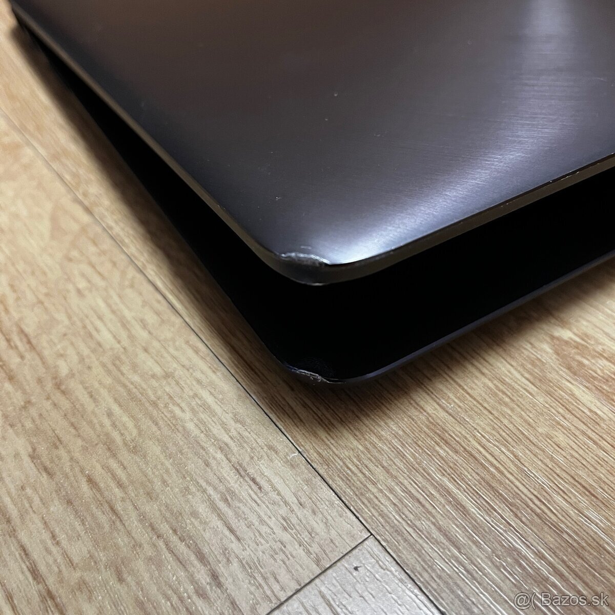ASUS ZenBook UX305F 13,3” – ultra tenký notebook - 4