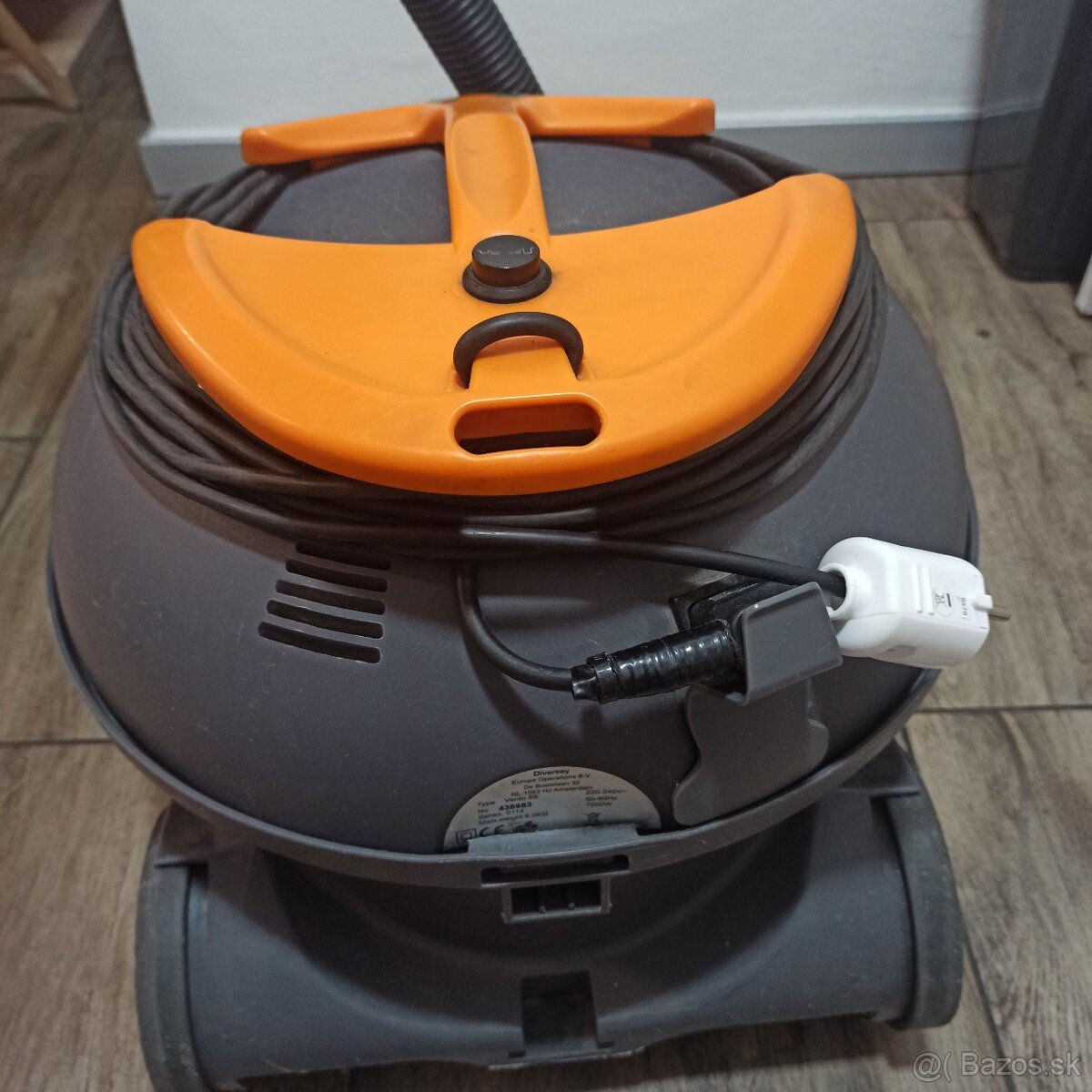 Tasky Vento 8 profesionálny vysávač - 4