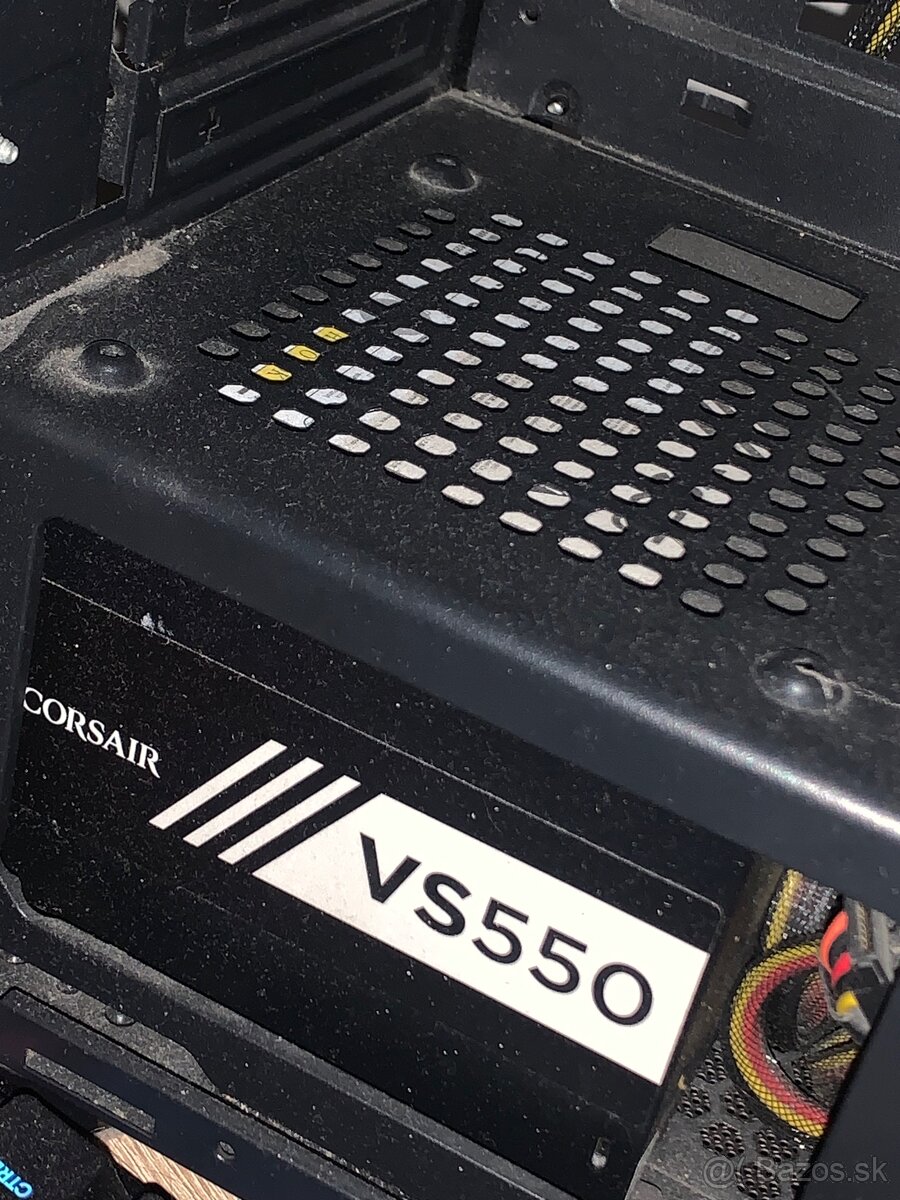 Zachovalý herný počítač - 4