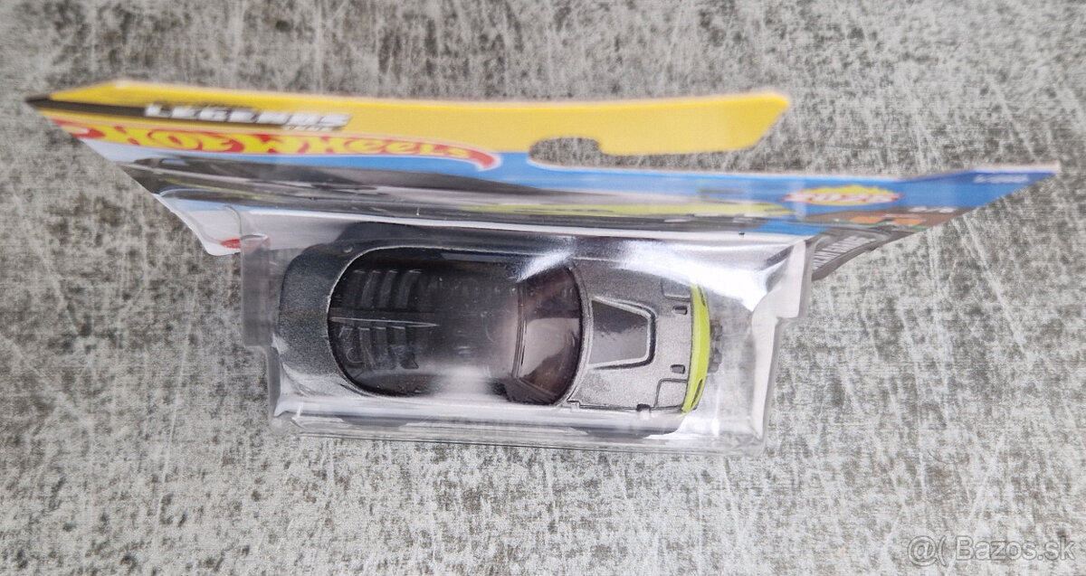Hot Wheels Mazda MX-5 Miata - 4