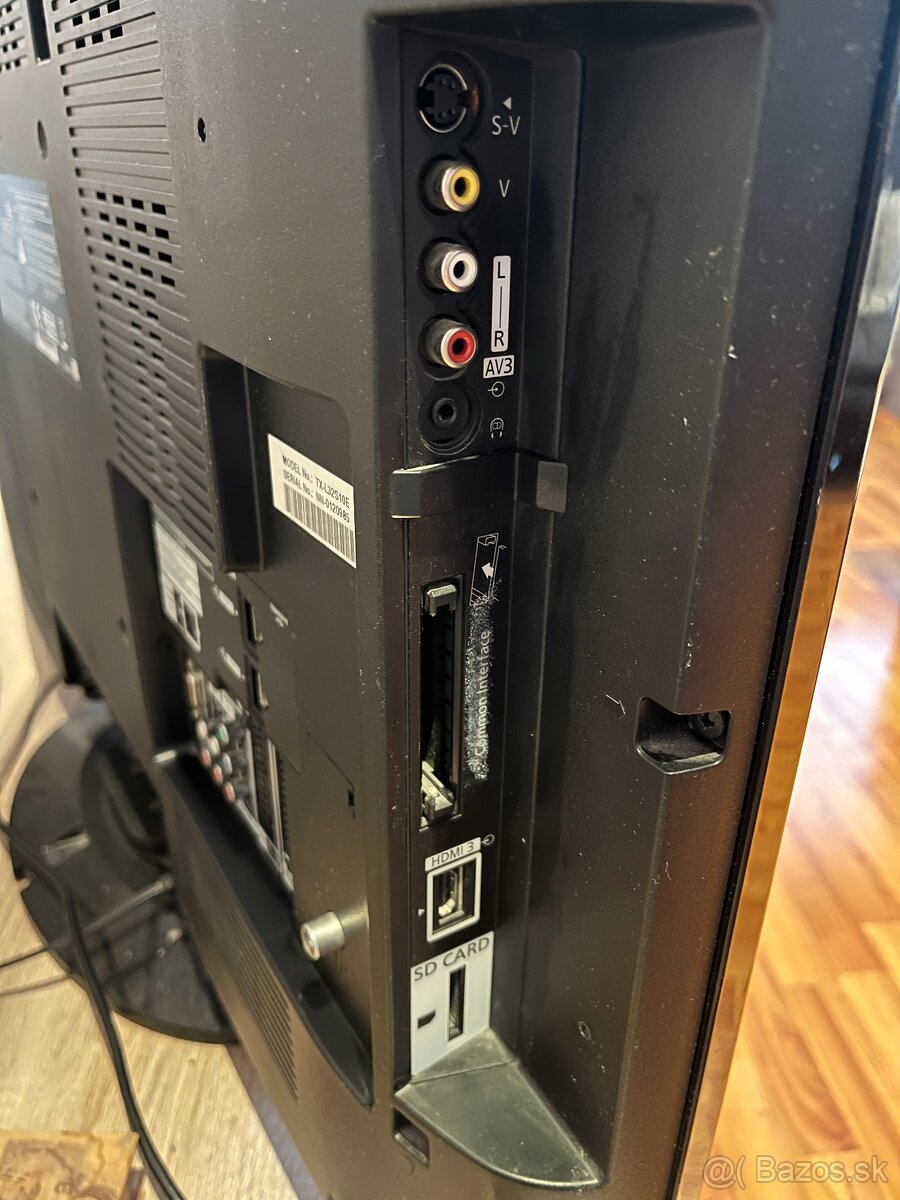 Panasonic TX-L32S10E - 4